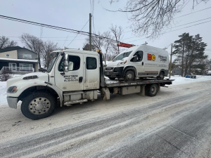 Apple Towing Winnipeg