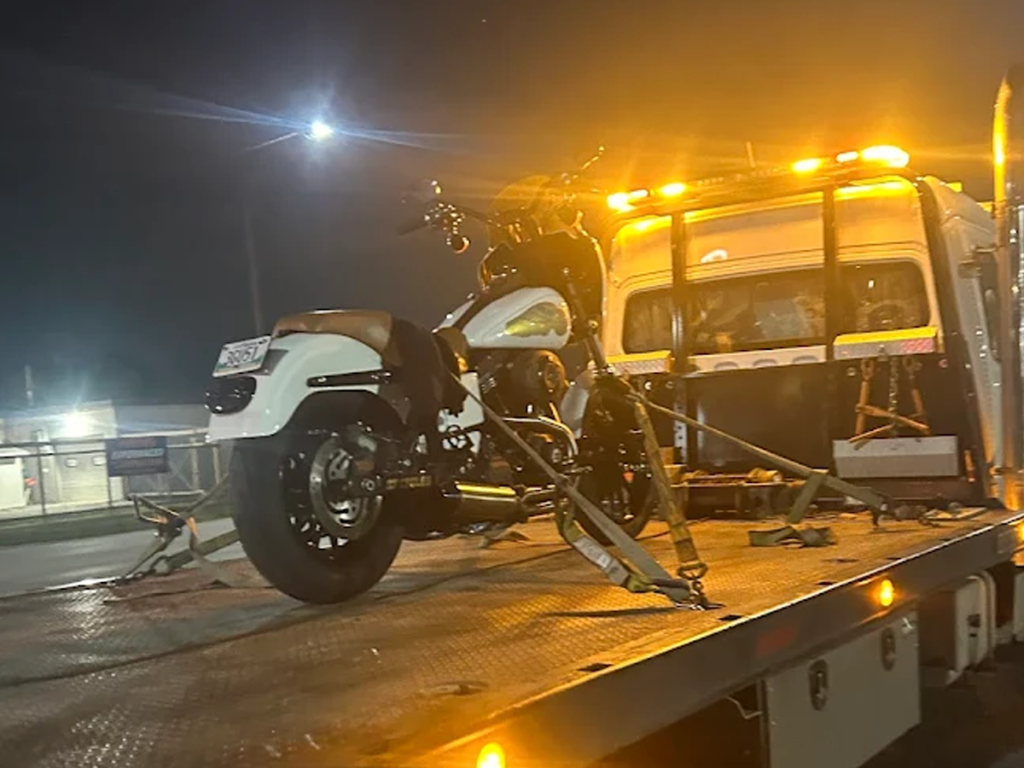 Motorcycle Towing Winnipeg Apple Towing